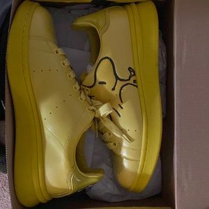 Still have the original box. Only worn twice !!